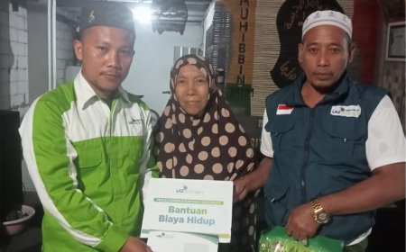LAZ SIDOGIRI BANTU BIAYA HIDUP JANDA LANSIA SEBATANGKARA DI SIDOARJO