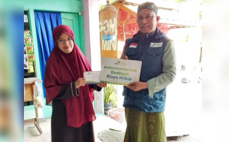 LAZ SIDOGIRI BANTU BIAYA HIDUP DHUAFA DI KABUPATEN BANGKALAN