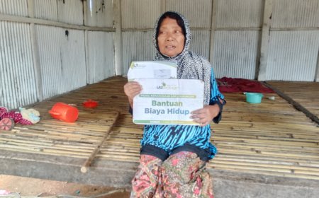 LAZ SIDOGIRI PEDULI LANSIA SEBATANG KARA DI BANGKALAN