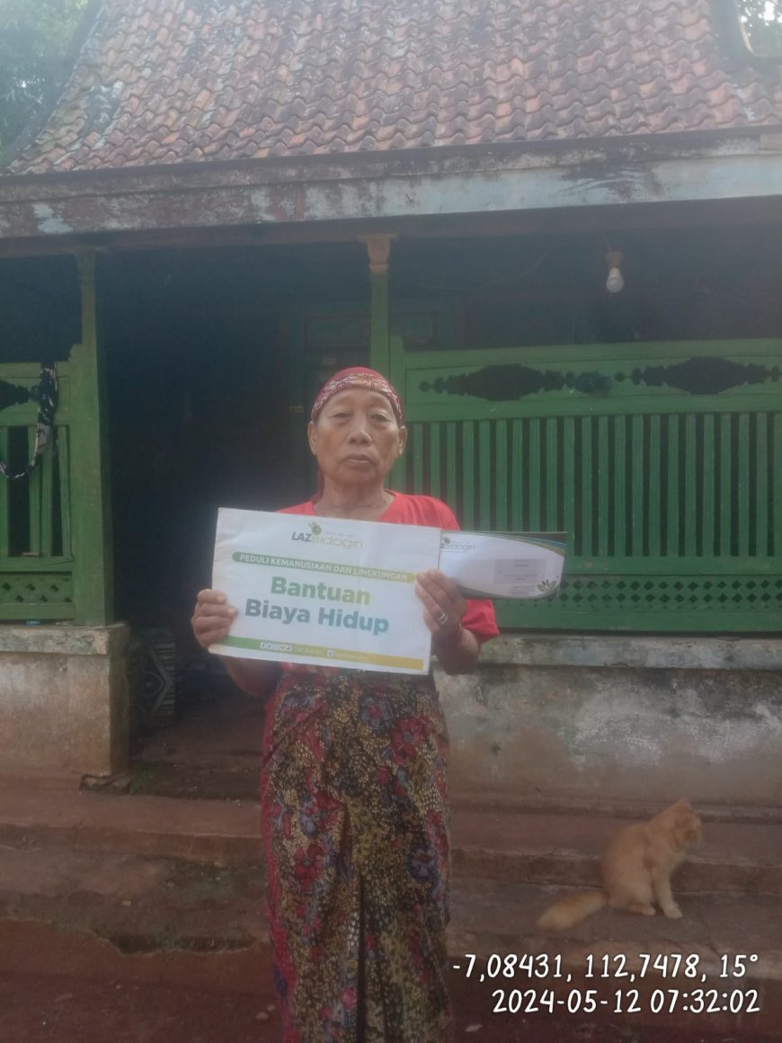 LAZ SIDOGIRI BANTU BIAYA HIDUP LANSIA DHUAFA DI BANGKALAN