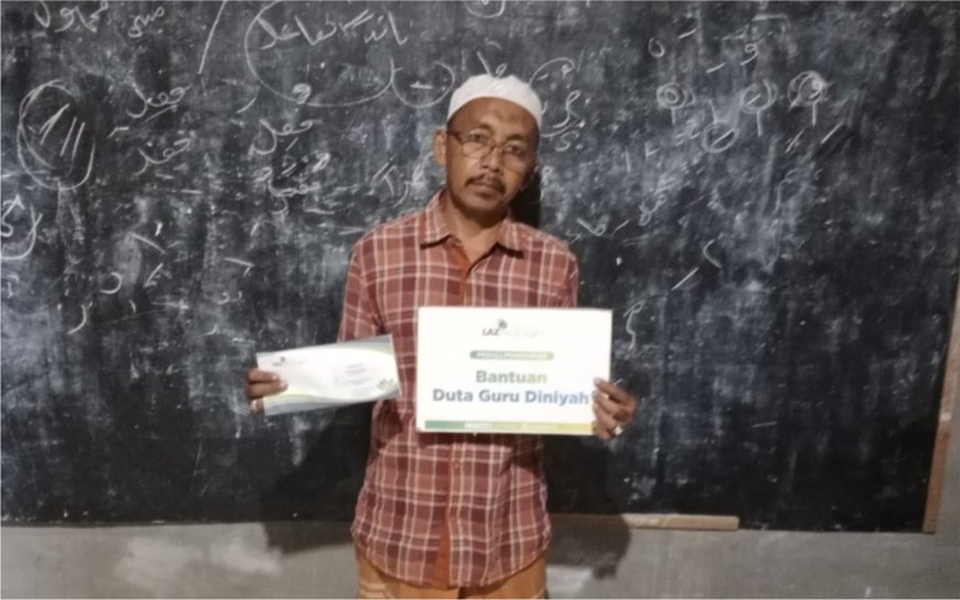 LAZ SIDOGIRI BERI INSENTIF DUTA GURU MADRASAH DI GALIS BANGKALAN