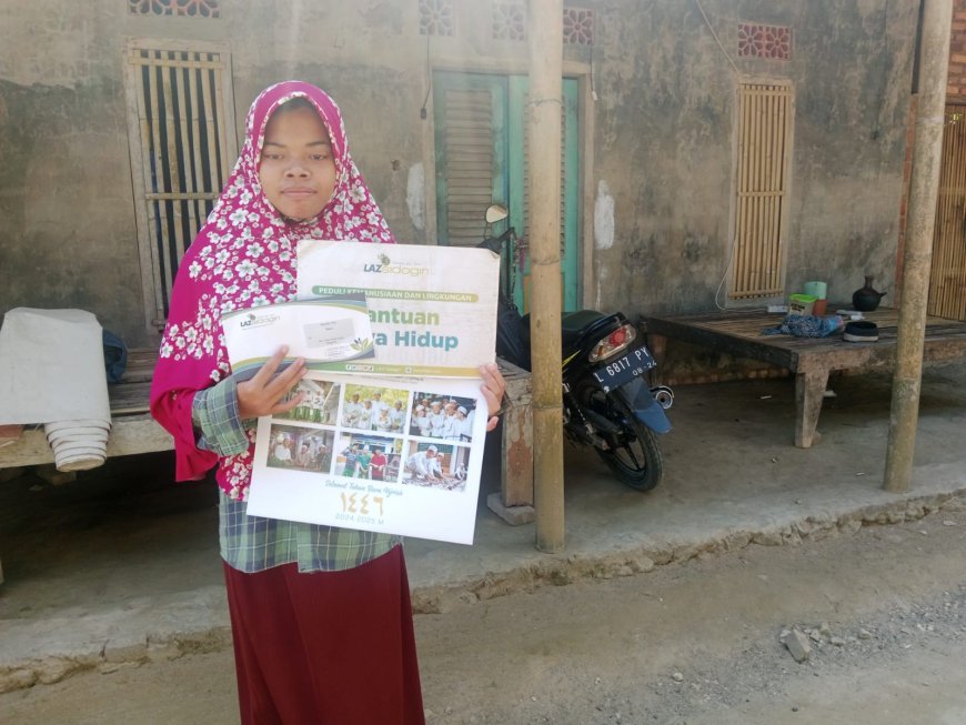 LAZ SIDOGIRI SUPPORT BURUH TANI YANG MENJANDA DI BANGKALAN