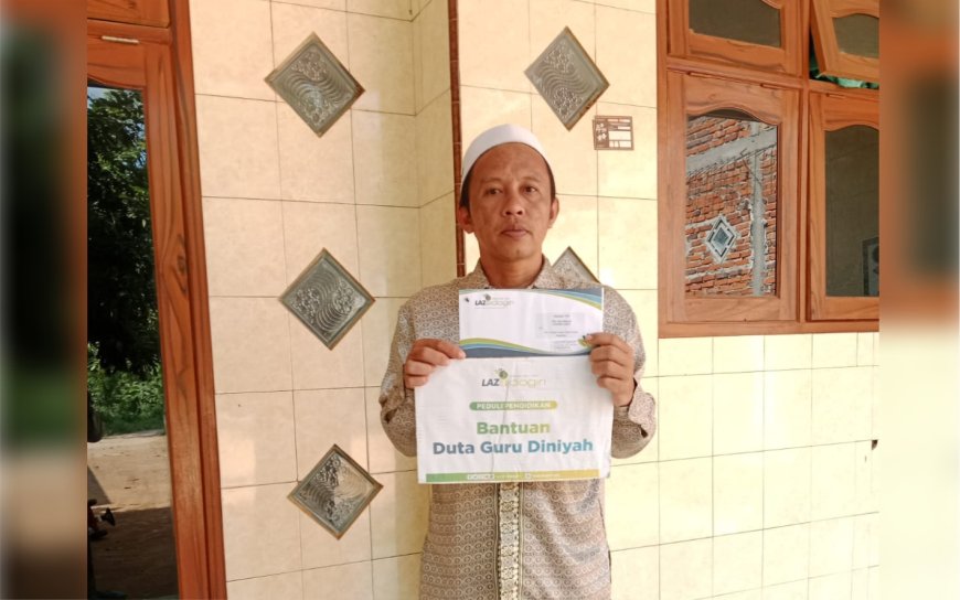 LAZ SIDOGIRI SALURKAN INSENTIF UNTUK GURU DI BANGKALAN