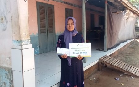 LAZ SIDOGIRI PEDULI JANDA DUA ANAK YANG MASIH SEKOLAH