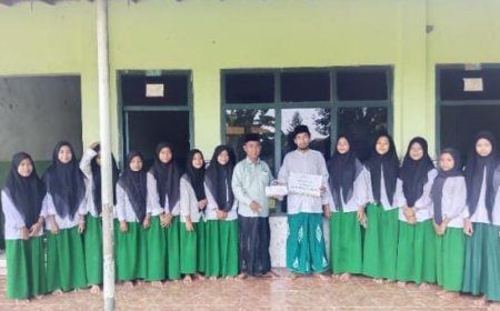 LAZ SIDOGIRI BANTU BISYARAH GURU MADRASAH DI BANGKALAN