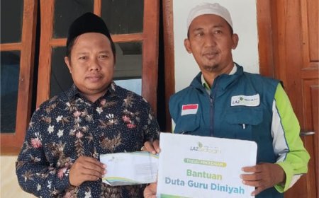 LAZ SIDOGIRI GELONTARKAN BANTUAN TUNAI UNTUK DUTA GURU MADRASAH DI BANGKALAN