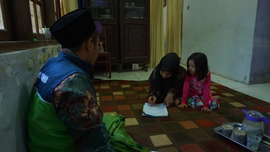 LAZ SIDOGIRI BERI MODAL USAHA SINGLE PARENT DENGAN DUA YATIM
