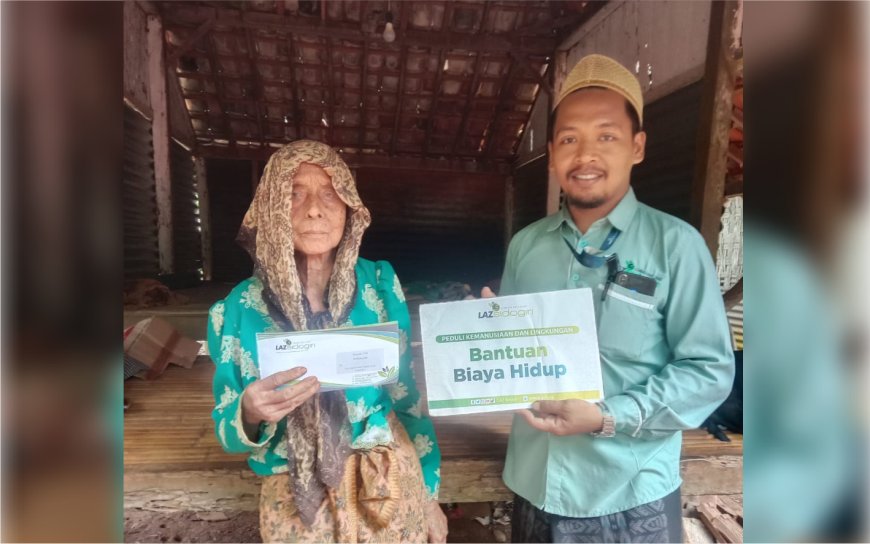 LAZ SIDOGIRI SALURKAN BIAYA HIDUP UNTUK LANSIA DHUAFA YANG HIDUP SEBATANGKARA