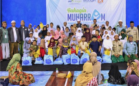LAZ SIDOGIRI CABANG SURABAYA II GELAR BAHAGIA MUHARAM BERSAMA 50 ANAK YATIM DI KEC. GUBENG