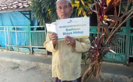 LAZ SIDOGIRI BANTU BIAYA HIDUP LANSIA DHUAFA DI BANGKALAN