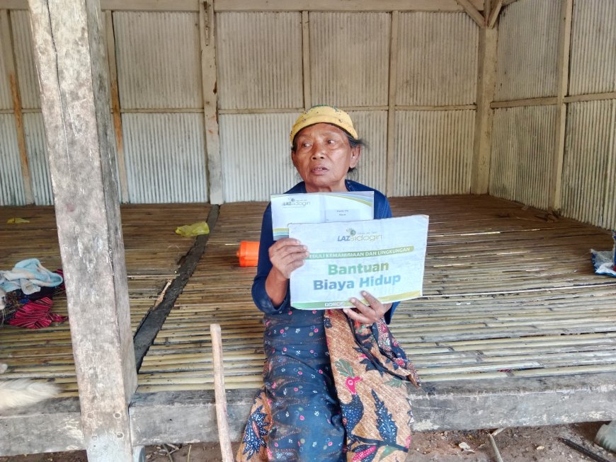 LAZ SIDOGIRI BANTU KELUARGA TIDAK BERPENGHASILAN TETAP DI BANGKALAN