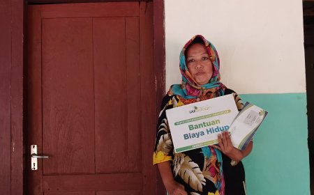 PEDULI KESEHATAN WARGA DHUAFA, LAZ SIDOGIRI BANTU JANDA DHUAFA YANG LAMA SAKIT