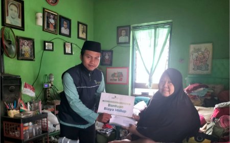 LAZ SIDOGIRI BANTU BIAYA HIDUP IBU PENGIDAP STROKE DI BANGKALAN