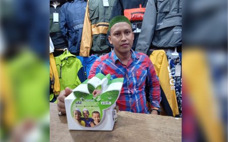 SIMPATI KARENA PERNAH MENJADI ANAK YATIM