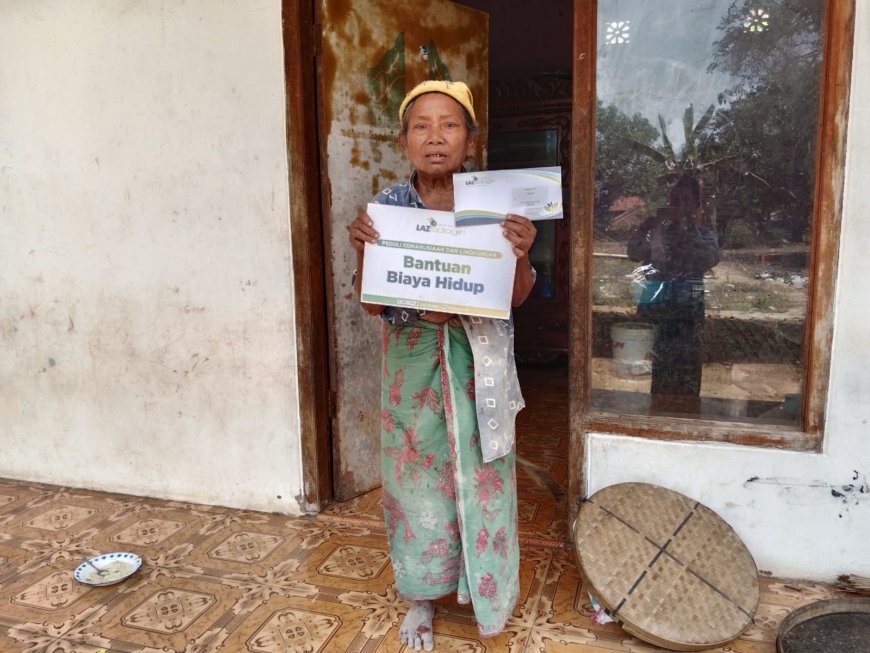 LAZ SIDOGIRI PEDULI KELUARGA DHUAFA YANG TIDAK MEMPUNYAI PENGHASILAN