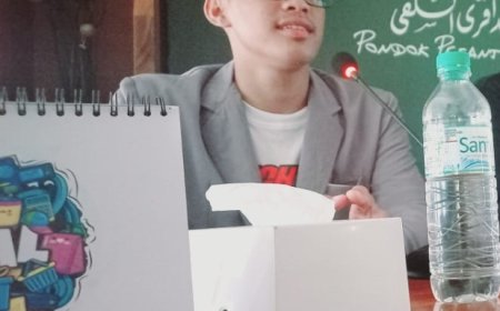 MENEKUNI HAFALAN AL-QURAN MESKI DITINGGAL WAFAT SANG AYAH