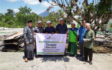 LAZ SIDOGIRI TANGGAP BENCANA KEBAKARAN DI PONDOK PESANTREN AL-MIZAN SEKAYAM, SANGGAU