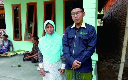 BENAH RUMAH LAZ SIDOGIRI; PERESMIAN BANTUAN BENAH RUMAH DI PASURUAN