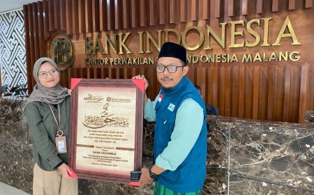 BANK INDONESIA GELONTORKAN DANA 200 JUTA UNTUK PROGRAM PENDIDIKAN LAZ SIDOGIRI