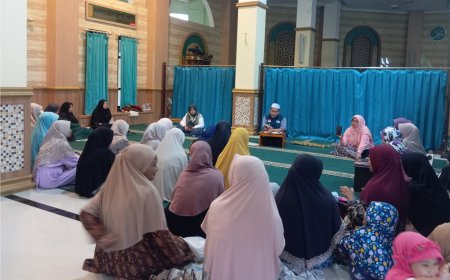 LAZ SIDOGIRI BERI BANTUAN MUALLAF DHUAFA DI NTT