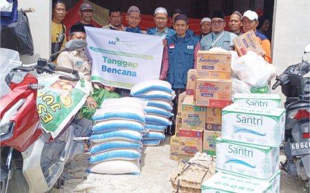 LAZ SIDOGIRI SALURKAN BANTUAN KEPADA KORBAN TERDAMPAK BANJIR DI KABUPATEN MEMPAWAH