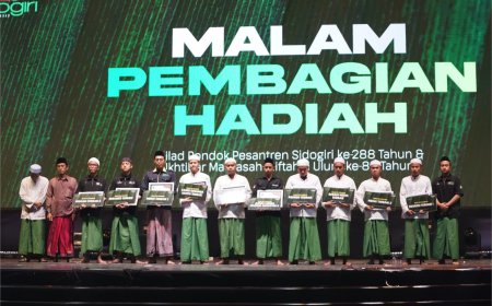 MEDIA LAZ SIDOGIRI RAIH PENGHARGAAN MEDIA TERBAIK DARI BADAN PERS PESANTREN