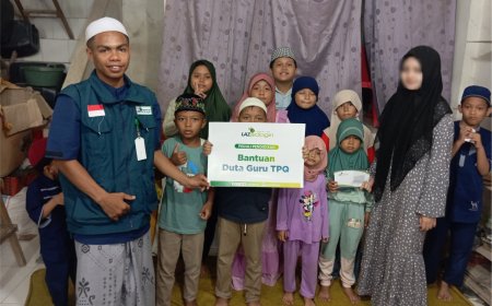 LAZ SIDOGIRI  SALURKAN BANTUAN PERDANA UNTUK GURU TPQ DI KOTA KUPANG