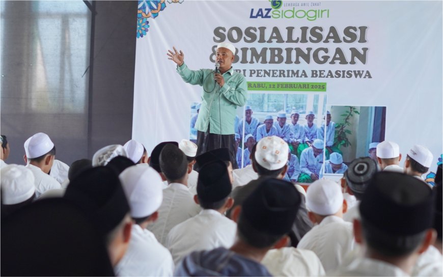 MENJELANG LIBURAN PESANTREN, LAZ SIDOGIRI ADAKAN BIMBINGAN KEPADA SANTRI PENERIMA BEASISWA