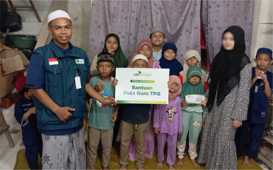 LAZ SIDOGIRI  SALURKAN BANTUAN PERDANA UNTUK GURU TPQ DI KOTA KUPANG