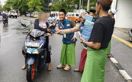 SEMARAKKAN RAMADHAN, LAZ SIDOGIRI GELAR  AKSI BERBAGI TAKJIL BERKAH DI KALTIM