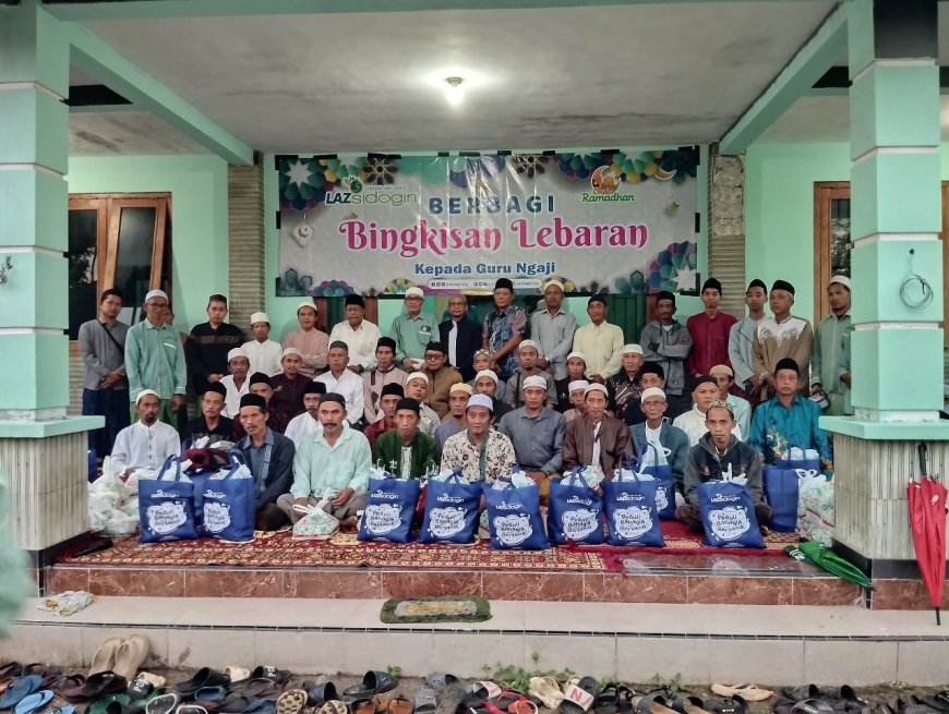 LAZ SIDOGIRI BAGI-BAGI BINGKISAN PULUHAN GURU NGAJI DI JEMBER