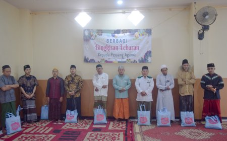 LAZ SIDOGIRI BERBAGI BINGKISAN LEBARAN DI NTT