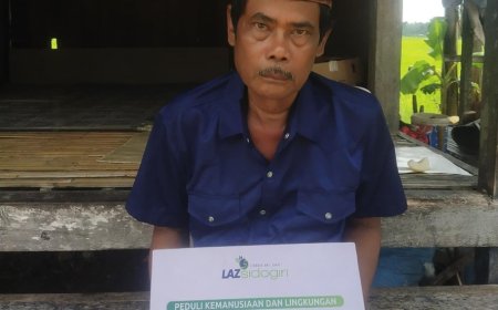 LAZ SIDOGIRI BANTU LANSIA DHUAFA PENDERITA STROKE DI BANGKALAN