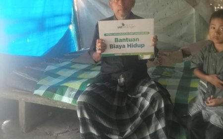 LAZ SIDOGIRI SALURKAN BANTUAN BIAYA HIDUP KEPADA MASYARAKAT DHUAFA DI BANGKALAN