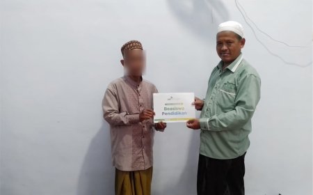 LAZ SIDOGIRI HADIRKAN DUKUNGAN NYATA UNTUK PENDIDIKAN ANAK DHUAFA