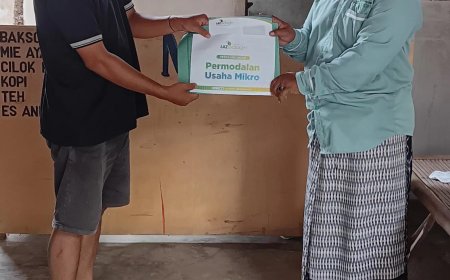 MODAL USAHA HABIS DAN ROMBONG RUSAK, LAZ SIDOGIRI DANAI PENJUAL CILOK DI PASURUAN