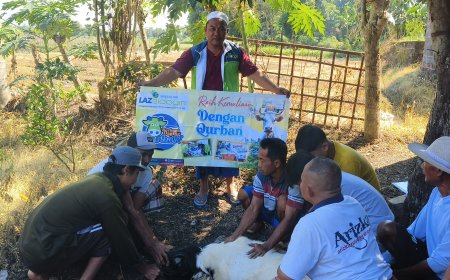SEMARAKKAN IDUL ADHA, LAZ SIDOGIRI BAGI-BAGI DAGING KURBAN DI EMPAT KECAMATAN PASURUAN