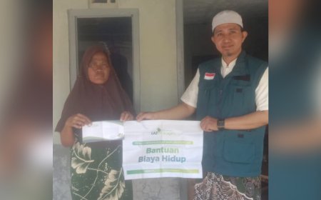 BANTUAN BIAYA PENGOBATAN UNTUK WARGA DHUAFA DI PROBOLINGGO