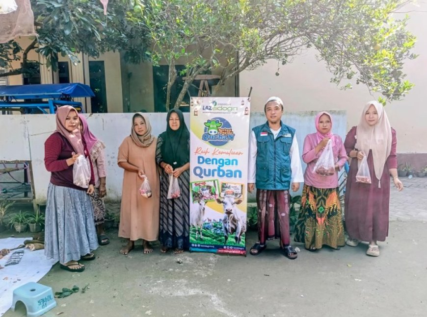 LAZ SIDOGIRI TEBAR BERKAH QURBAN UNTUK 150 WARGA BILAPORAH BARAT BANGKALAN