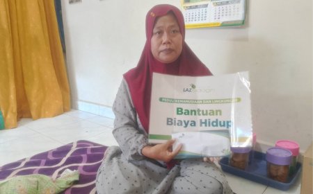 BIAYA HIDUP BESAR, LAZ SIDOGIRI BANTU WARGA PRASEJAHTERA DI BATAM KOTA