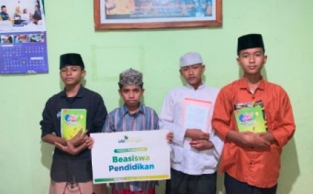 LAZ SIDOGIRI SALURKAN BEASISWA PENDIDIKAN SANTRI DI WILAYAH TIMUR INDONESIA