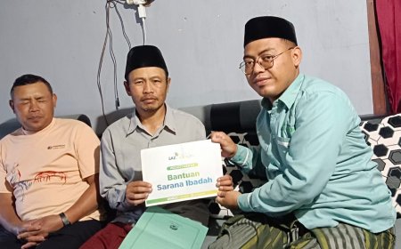 LAZ SIDOGIRI SALURKAN BANTUAN SARANA IBADAH UNTUK MUSHOLLA SUBULUS SALAM DI TOSARI
