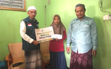 LAZ SIDOGIRI BANTU BIAYA HIDUP JANDA DHUAFA DI KOTA BATAM