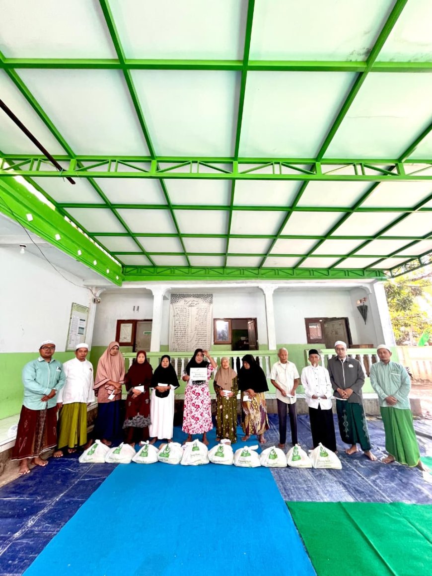 LAZ SIDOGIRI SALURKAN BANTUAN BIAYA HIDUP, BAGI MASYARAKAT PRA-SEJAHTERA DI BONDOWOSO