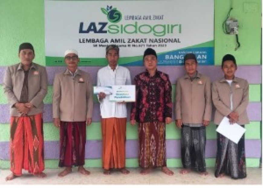 LAZ SIDOGIRI BANTU BIAYA PENDIDIKAN SANTRI KURANG MAMPU DI BANGKALAN