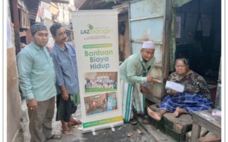 LAZ SIDOGIRI SALURKAN BANTUAN BIAYA HIDUP UNTUK WARGA LUMOUH DI SURABAYA