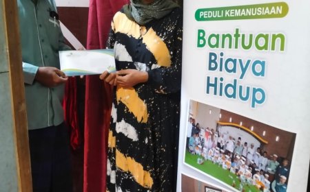 MENGUATKAN ASA: LAZ SIDOGIRI SALURKAN BANTUAN BIAYA HIDUP UNTUK IBU JUMAIDAH DI SURABAYA