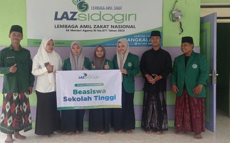 LAZ SIDOGIRI BERI BANTUAN BEASISWA PENDIDIKAN UNTUK MAHASISWA KURANG MAMPU DI BANGKALAN
