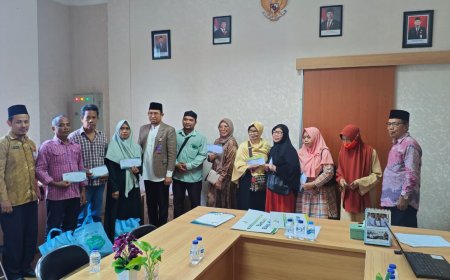 LAZ SIDOGIRI SALURKAN BANTUAN BIAYA HIDUP UNTUK PENSIUNAN LANJUT USIA DI BALIKPAPAN