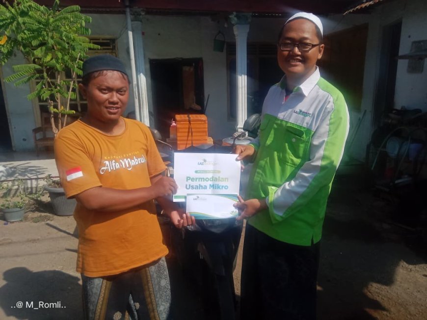BANTU PENGEMBANGAN UMKM, LAZ SIDOGIRI SALURKAN BANTUAN DANA USAHA UNTUK WARGA PASURUAN